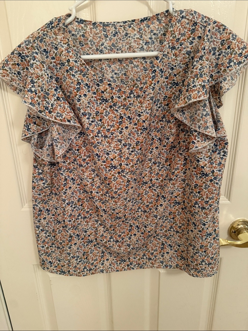 Floral Ruffle Sleeve Women’s Top in Cream and Blue